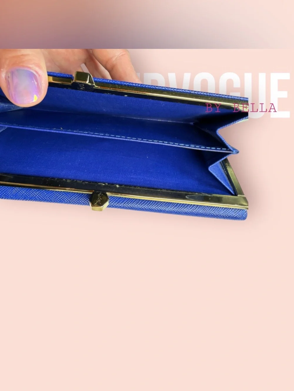 ‼️NOW AVAILABLE‼️ Yves Saint Laurent Blue Women's Wallet with Gold Heart Clasp